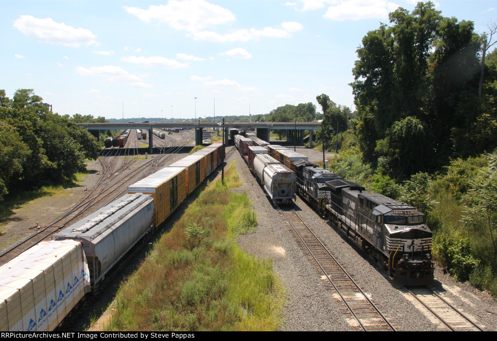 NS 4160 and 3602 lead train 15T out of Enola yard